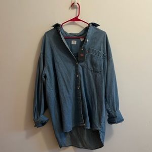 Levi’s Oversized Denim Shirt - NWT